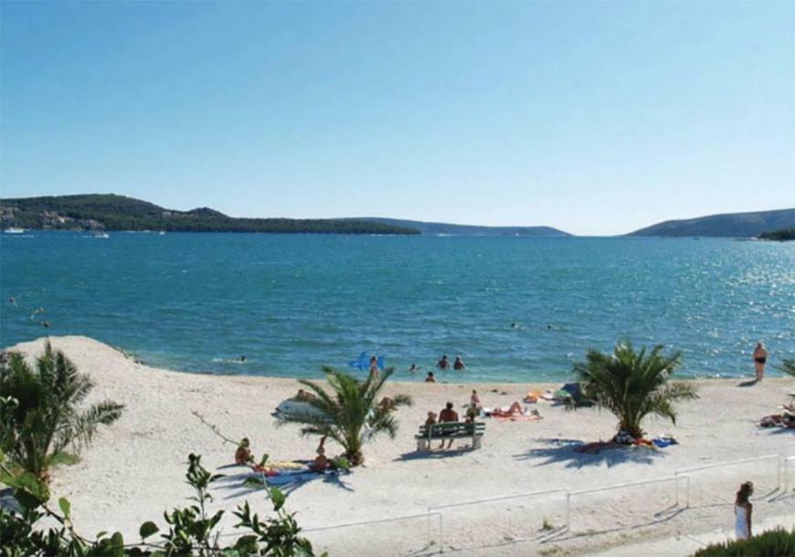 Apartments Teo Trogir Exterior foto